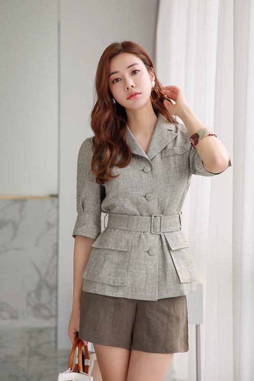 Mặc quần short đi làm không hề bất khả thi